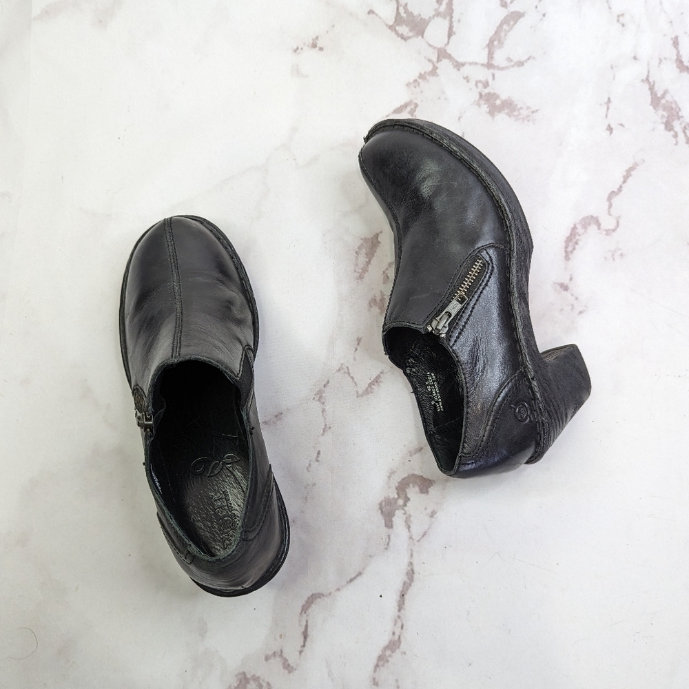 Born Booties Womens 9 40.5 Black Clog Leather Zip Slip On Shoe Round Toe